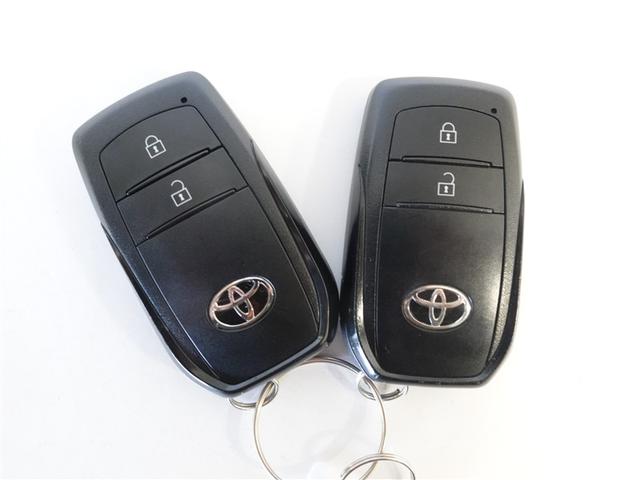 ヤリス ハイブリッドZ ミュージックプレイヤー接続可 バックカメラ 衝突被害軽減システム ETC ドラレコ LEDヘッドランプ ワンオーナー 記録簿(18枚目)