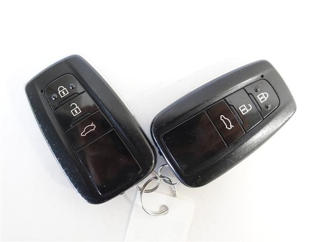 カムリ G フルセグ メモリーナビ DVD再生 ミュージックプレイヤー接続可 バックカメラ 衝突被害軽減システム ETC LEDヘッドランプ ワンオーナー 記録簿(18枚目)