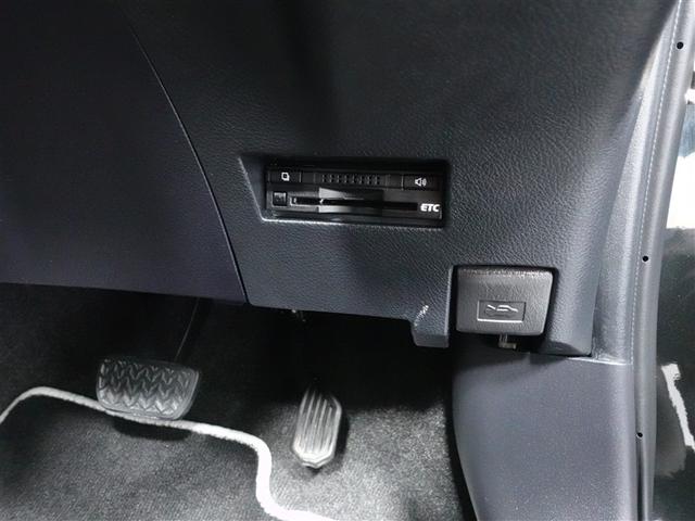 カローラフィールダー １．５Ｇ　エアロツアラー・ダブルバイビー　ワンセグ　メモリーナビ　ミュージックプレイヤー接続可　バックカメラ　ＥＴＣ　ドラレコ　ＨＩＤヘッドライト　ワンオーナー　記録簿（16枚目）