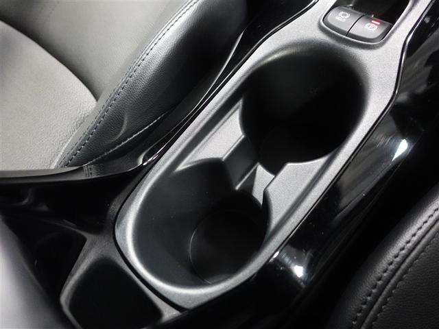 カローラクロス ハイブリッド　Ｚ　ミュージックプレイヤー接続可　バックカメラ　衝突被害軽減システム　ＥＴＣ　ドラレコ　ＬＥＤヘッドランプ　ワンオーナー　フルエアロ　記録簿（28枚目）