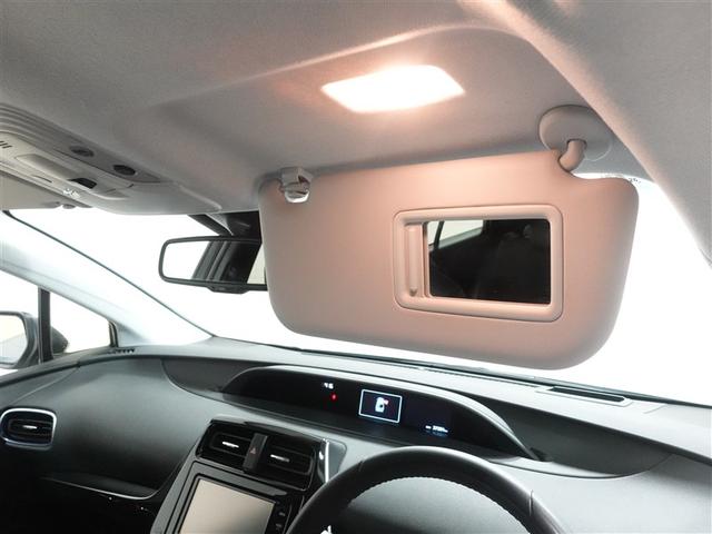 プリウス Ａツーリングセレクション　フルセグ　メモリーナビ　ＤＶＤ再生　ミュージックプレイヤー接続可　バックカメラ　衝突被害軽減システム　ＥＴＣ　ＬＥＤヘッドランプ　ワンオーナー　記録簿（24枚目）