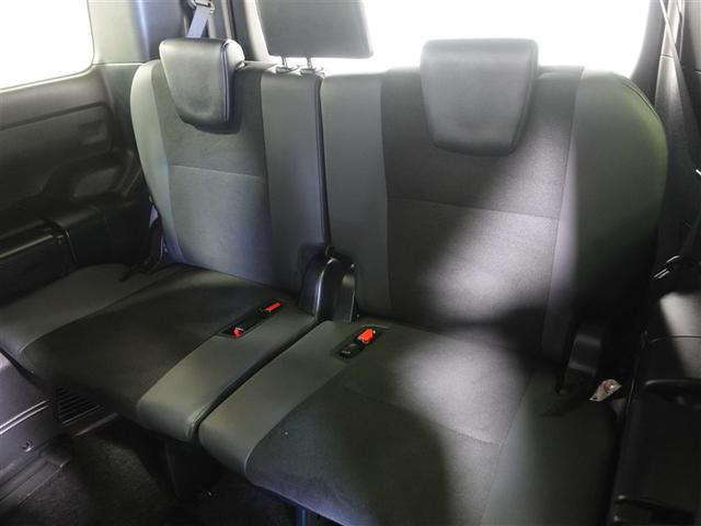 ノア ハイブリッドＳｉ　ダブルバイビーＩＩＩ　フルセグ　メモリーナビ　ＤＶＤ再生　ミュージックプレイヤー接続可　後席モニター　バックカメラ　衝突被害軽減システム　ＥＴＣ　ドラレコ　両側電動スライド　ＬＥＤヘッドランプ　乗車定員７人　３列シート（8枚目）