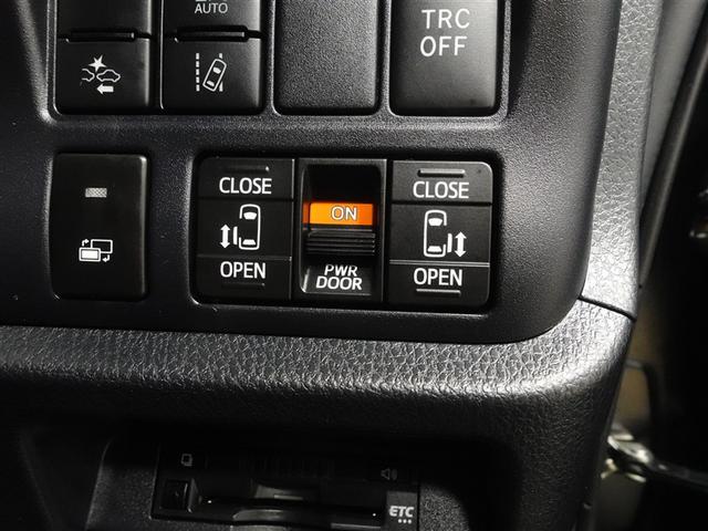 ノア ハイブリッドＳｉ　ダブルバイビーＩＩＩ　フルセグ　メモリーナビ　ＤＶＤ再生　ミュージックプレイヤー接続可　後席モニター　バックカメラ　衝突被害軽減システム　ＥＴＣ　ドラレコ　両側電動スライド　ＬＥＤヘッドランプ　乗車定員７人　３列シート（16枚目）