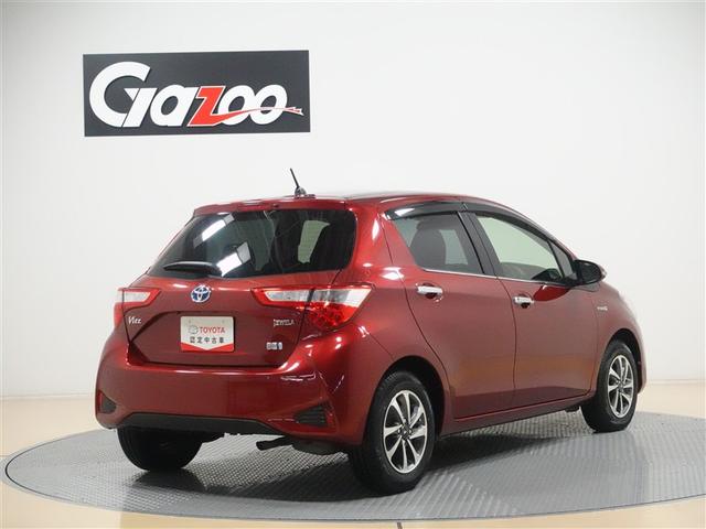 ヴィッツ ハイブリッド　ジュエラ　フルセグ　メモリーナビ　ＤＶＤ再生　ミュージックプレイヤー接続可　バックカメラ　衝突被害軽減システム　ＥＴＣ　ドラレコ　ＬＥＤヘッドランプ　記録簿（4枚目）