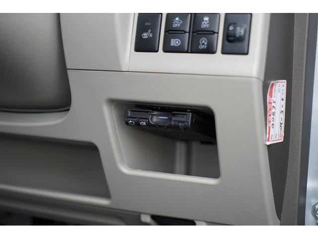 Xターボ SAIII 4WDターボ パナソニックSDナビフルセグTVバックカメラ 両側パワースライドドア 衝突軽減ブレーキ 誤発進抑制制御 アイドリングストップ エンジンスターター スマートキー シートヒーター ETC(24枚目)