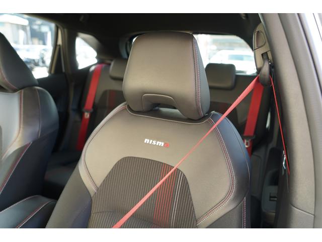 オーラ ニスモ　純正９インチナビＴＶ　インテリジェントアラウンドビューモニター　インテリジェントルームミラー　ブラックルーフ　ＬＥＤヘッドライト　シートヒーター　ステアリングヒーター　前後ドラレコ　寒冷地仕様　ＥＴＣ（11枚目）
