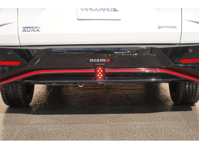 オーラ ニスモ　純正９インチナビＴＶ　インテリジェントアラウンドビューモニター　インテリジェントルームミラー　ブラックルーフ　ＬＥＤヘッドライト　シートヒーター　ステアリングヒーター　前後ドラレコ　寒冷地仕様　ＥＴＣ（40枚目）