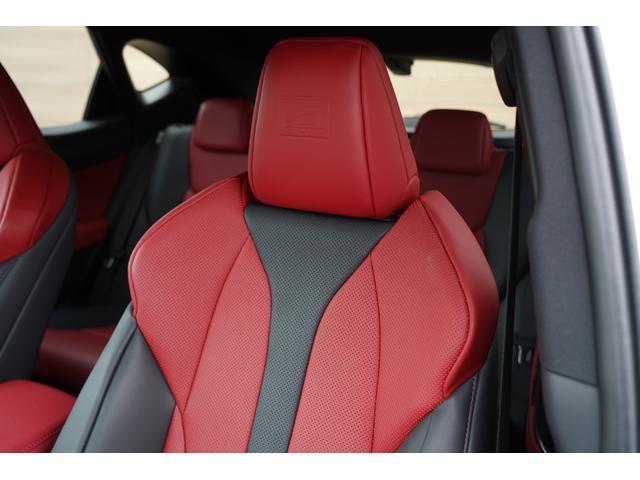 ＮＸ ＮＸ３５０ｈ　Ｆスポーツ　４ＷＤ　改良後モデル　パノラマルーフ　ＴＲＤエアロ　赤黒革　レクサスチームメイト　１４インチディスプレーオーディオ　パノラミックビュー　３眼ＬＥＤ　オレンジブレーキキャリパー　デジタルインナーミラー（12枚目）