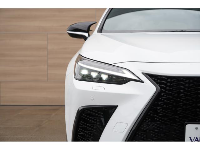 ＮＸ ＮＸ３５０ｈ　Ｆスポーツ　４ＷＤ　改良後モデル　パノラマルーフ　ＴＲＤエアロ　赤黒革　レクサスチームメイト　１４インチディスプレーオーディオ　パノラミックビュー　３眼ＬＥＤ　オレンジブレーキキャリパー　デジタルインナーミラー（15枚目）