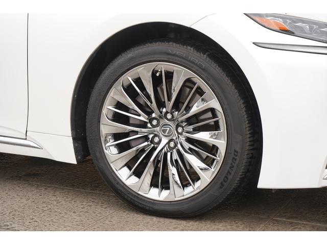 LS LS500 Iパッケージ ムーンルーフ 黒革 12.3インチSDナビTV パノラミックビュー ブラインドスポットモニター 3眼LEDライト オプション20インチスパッタリングアルミ ベンチレーション パワートランクリッド(8枚目)