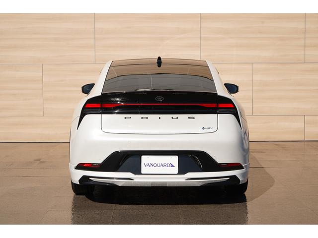 プリウス Z パノラマルーフ モデリスタエアロ・シグネチャーイルミ 12.3インチディスプレーオーディオ ナビTV トヨタチームメイト パノラミックビュー デジタルインナーミラー シートヒーター・クーラー ドラレコ(11枚目)