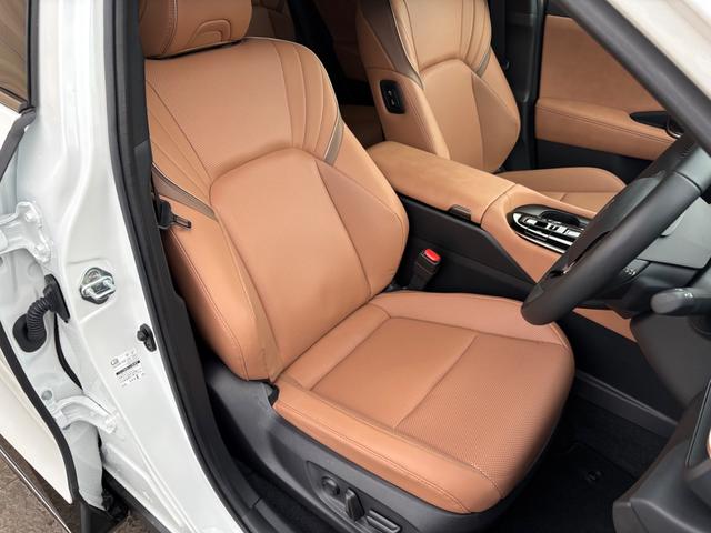 TOYOTA CROWN SPORT Z