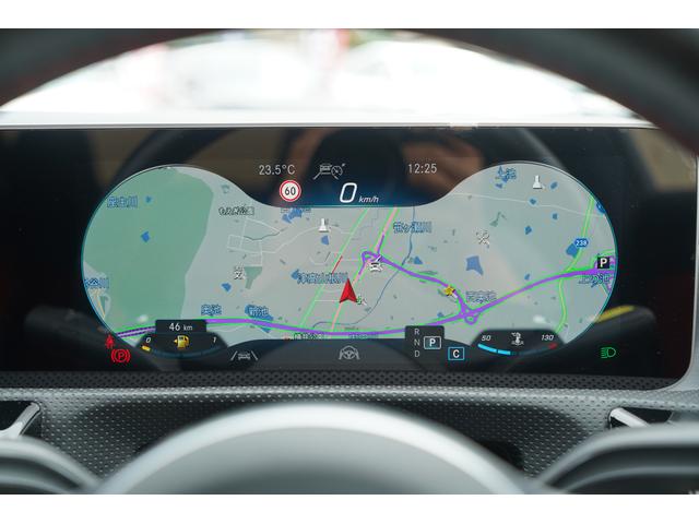 CLAクラス CLA200d AMGライン パノラミックスライディングルーフ レザーエクスクルーシブPKG 赤黒革シート 10.25インチナビTV 360度カメラ ヘッドアップディスプレイ アドバンスドサウンド レーダーセーフティPKG ETC(25枚目)