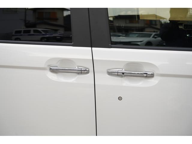 N-BOXカスタム G・Lターボホンダセンシング ケンウッド製ナビフルセグTV バックカメラ 衝突軽減 前後誤発進抑制 アダプティブクルーズコントロール LEDヘッドライト 両側パワースライドドア シートヒーター 前後ドライブレコーダー ETC(34枚目)