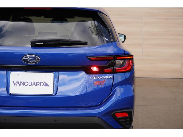 レヴォーグ STIスポーツR EXブラックインテリアセレクション 新品STIエアロ STIマフラー サンルーフ 11.6インチディスプレイ ナビTV harman/kardon デジタルマルチビュー スマートリアビュー LEDライト シートヒーター パワーバックドア(44枚目)