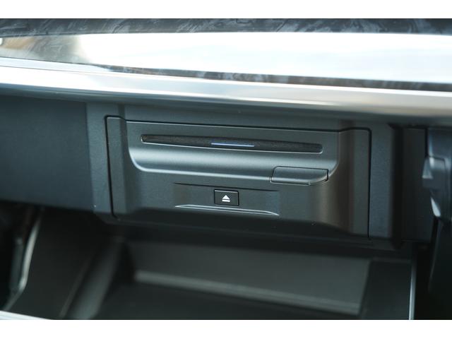 アルファードハイブリッド ＳＲ　Ｃパッケージ　サンルーフ　ＴＲＤエアロ・１９インチアルミ　メーカー１０．５インチＳＤナビ　１３．３インチ後席モニター　ＪＢＬ　ＤＶＤプレーヤー　パノラミックビュー　ブランドスポットモニター　シートヒーター・クーラー（27枚目）