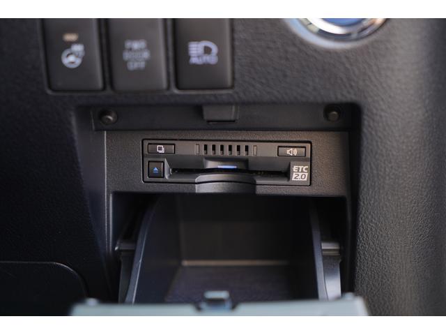 アルファードハイブリッド ＳＲ　Ｃパッケージ　サンルーフ　ＴＲＤエアロ・１９インチアルミ　メーカー１０．５インチＳＤナビ　１３．３インチ後席モニター　ＪＢＬ　ＤＶＤプレーヤー　パノラミックビュー　ブランドスポットモニター　シートヒーター・クーラー（31枚目）