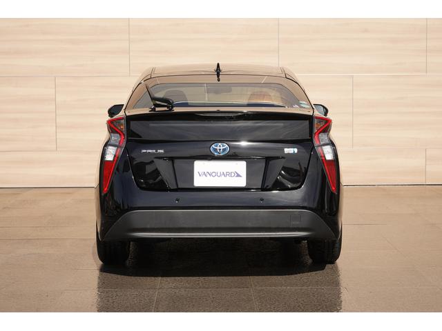 プリウス A 9インチナビTV バックカメラ パーキングアシスト Clazzioシートカバー ブラインドスポットモニター クリアランスソナー LEDヘッドライト フォグランプ レーダークルーズコントロール ETC(9枚目)