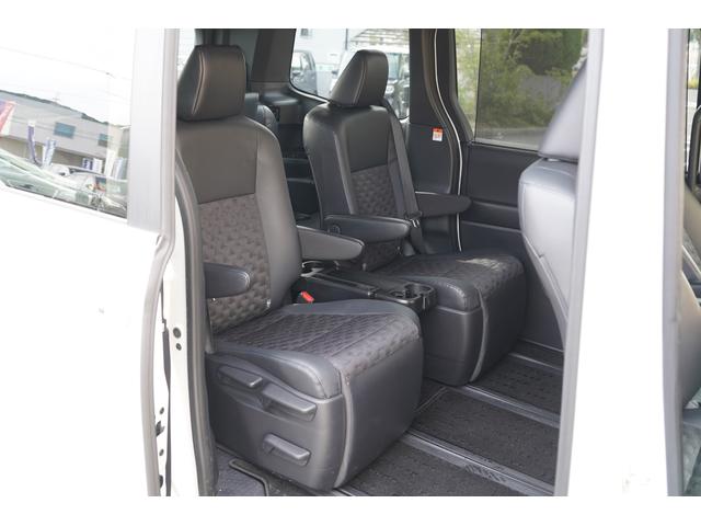 ヴォクシー ハイブリッドS-Z 快適利便パッケージHigh 10.5インチディスプレーオーディオ ナビTV DVD 14インチ後席モニター ブラインドスポット 両側パワースライド・パワーバックドア ユニバーサルステップ 前後ドラレコ(15枚目)