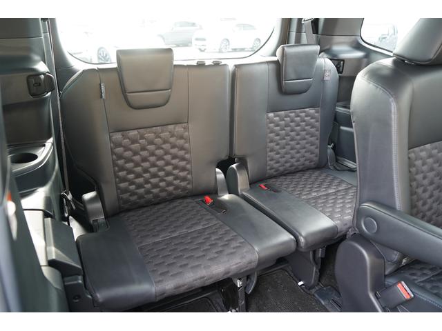 ヴォクシー ハイブリッドS-Z 快適利便パッケージHigh 10.5インチディスプレーオーディオ ナビTV DVD 14インチ後席モニター ブラインドスポット 両側パワースライド・パワーバックドア ユニバーサルステップ 前後ドラレコ(16枚目)