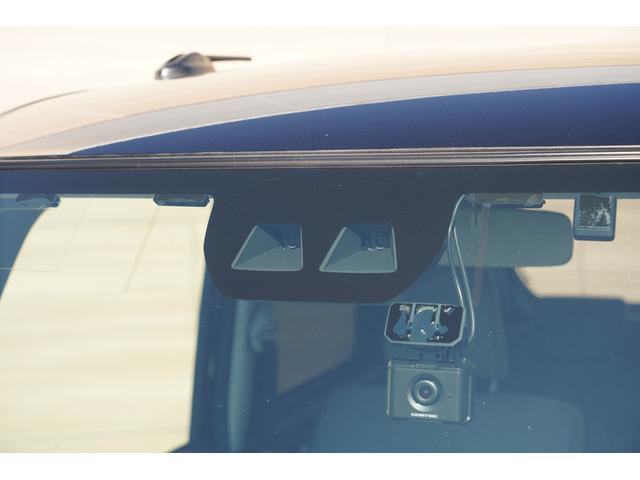 衝突回避支援ブレーキ機能・車線逸脱警報機能・車線逸脱抑制制御機能・ブレーキ制御付誤発進抑制機能・オートハイビーム・先行車発進お知らせ機能・コーナーセンサーが付いたスマートアシスト装備☆