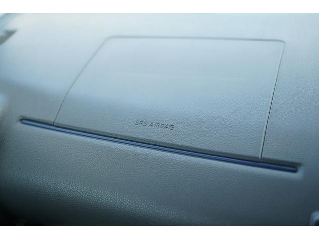 助手席エアバック装備☆助手席エアバッグは、前方衝突時に展開して同乗者の頭部、胸部への衝撃を軽減する安全装備です☆