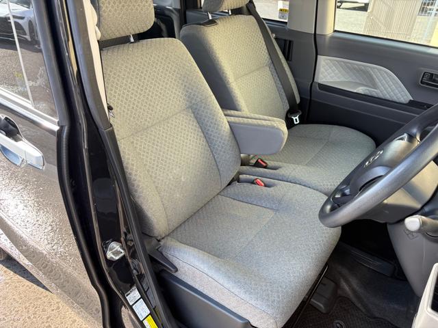 オゾン発生器を使用し展示車全車、オゾン消臭・抗菌・室内クリーニングしておりますので清潔、快適にお乗り頂けます☆