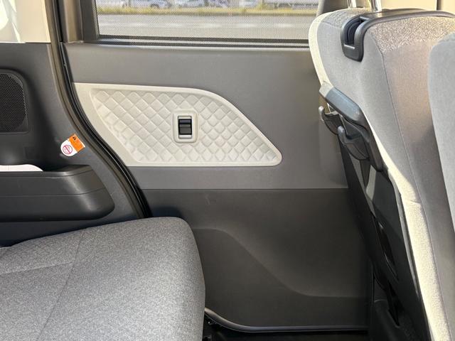 滑り台やＹｏｕＴｕｂｅが見れるテレビがあるキッズスペース完備☆お子さま連れのお客様も安心してご来店ください☆