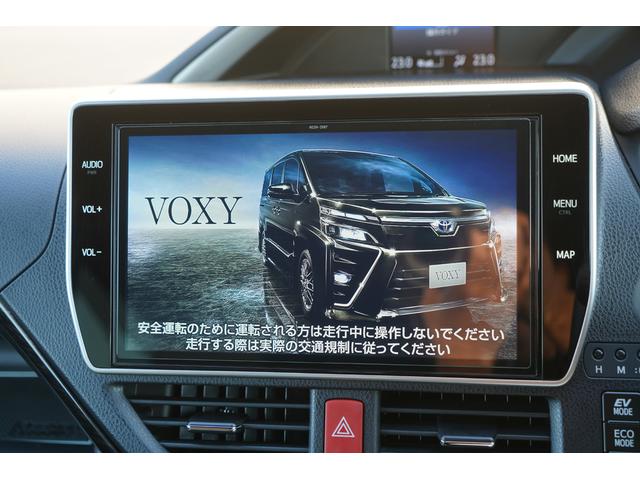 ヴォクシー ハイブリッドZS 煌II 純正10インチSDナビTV 12.1インチ後席モニター Clazzio製シートカバー クリアランスソナー LEDヘッドライト 純正16インチ鍛造ホイール 両側パワースライドドア シートヒーター ETC(5枚目)