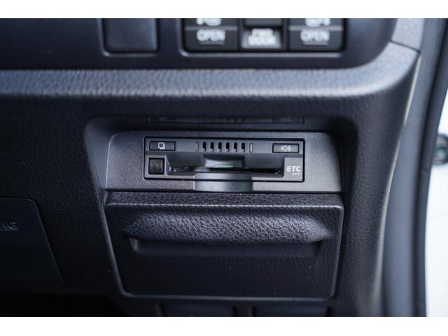 ヴォクシー ハイブリッドZS 煌II 純正10インチSDナビTV 12.1インチ後席モニター Clazzio製シートカバー クリアランスソナー LEDヘッドライト 純正16インチ鍛造ホイール 両側パワースライドドア シートヒーター ETC(27枚目)