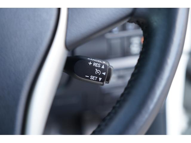 ヴォクシー ハイブリッドZS 煌II 純正10インチSDナビTV 12.1インチ後席モニター Clazzio製シートカバー クリアランスソナー LEDヘッドライト 純正16インチ鍛造ホイール 両側パワースライドドア シートヒーター ETC(31枚目)