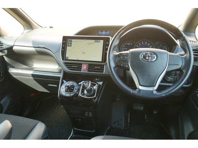 ノア ハイブリッドSi ダブルバイビーIII 純正10インチSDナビTV 12.1インチ後席モニター クリアランスソナー LEDヘッドライト 両側パワースライドドア 16インチ鍛造ホイール デジタルインナーミラー型前後ドラレコ シートヒーター(2枚目)