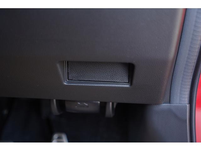 別途追加ご費用が必要となりますが、ＥＴＣ２．０やドライブレコーダーなどの取り付けも承りますので是非ご用命下さい☆