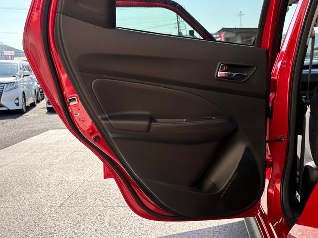 滑り台やＹｏｕＴｕｂｅが見れるテレビがあるキッズスペース完備☆お子さま連れのお客様も安心してご来店ください☆