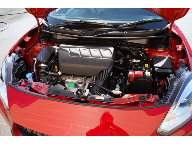 【親水・強光沢・耐久性に優れたアークバリア２１】【撥水性・光沢・防汚性に優れたオクローナ】【お手軽なポリマーのフッ素コーティング】と３種類のコーティングを取り揃えております☆