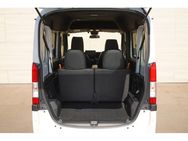 積載スペースが十分に確保されたラゲージルーム☆ファミリーユース・通勤・アウトドアにも対応できる作りになっています☆