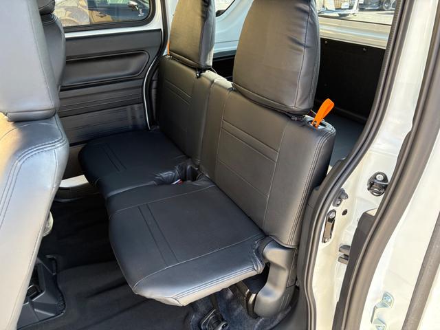 【親水・強光沢・耐久性に優れたアークバリア２１】【撥水性・光沢・防汚性に優れたオクローナ】【お手軽なポリマーのフッ素コーティング】と３種類のコーティングを取り揃えております☆