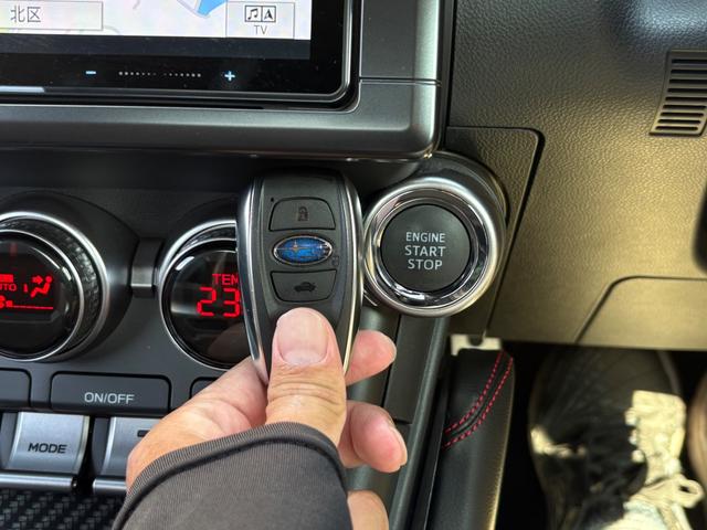 BRZ S STIエアロ・ガーニッシュ・マフラー・コイルスプリング OPトランクスポイラー カロッツェリア製9インチナビTV バックカメラ リアビークルディテクション LEDヘッドライト シートヒーター ドラレコ(25枚目)