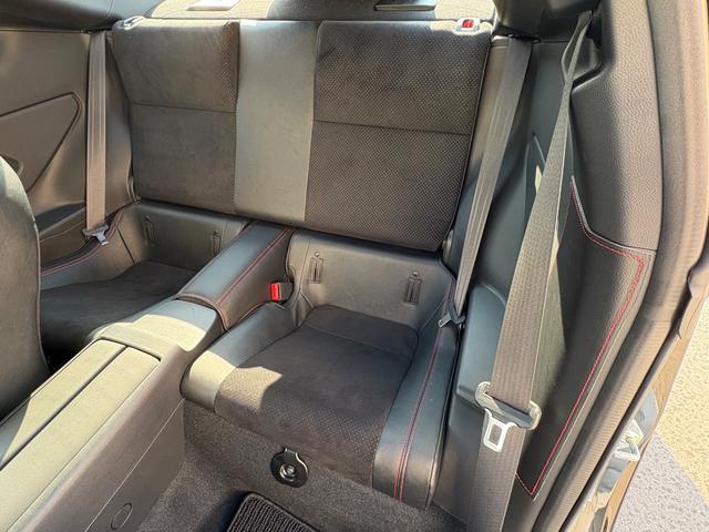 BRZ S STIエアロ・ガーニッシュ・マフラー・コイルスプリング OPトランクスポイラー カロッツェリア製9インチナビTV バックカメラ リアビークルディテクション LEDヘッドライト シートヒーター ドラレコ(62枚目)