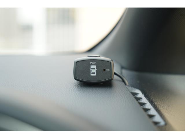 ヴォクシー ＺＳ　煌ＩＩ　純正１０インチＳＤナビＴＶ　１１インチ後席モニター　バックカメラ　クリアランスソナー　衝突軽減　ＬＥＤヘッドライト　両側パワースライドドア　アイドリングストップ　スマートキー　ビルトインＥＴＣ（25枚目）