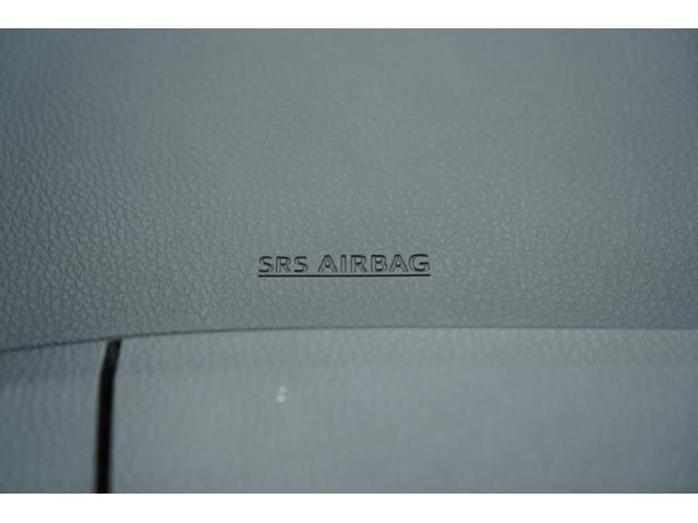 ヴォクシー ＺＳ　煌ＩＩ　純正１０インチＳＤナビＴＶ　１１インチ後席モニター　バックカメラ　クリアランスソナー　衝突軽減　ＬＥＤヘッドライト　両側パワースライドドア　アイドリングストップ　スマートキー　ビルトインＥＴＣ（40枚目）