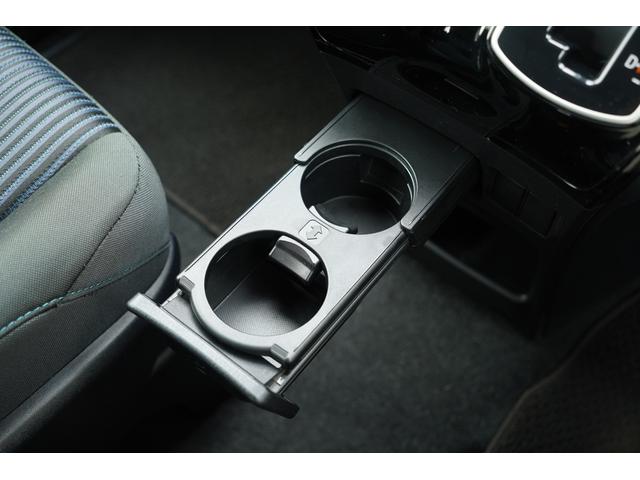 ヴォクシー ＺＳ　煌ＩＩ　純正１０インチＳＤナビＴＶ　１１インチ後席モニター　バックカメラ　クリアランスソナー　衝突軽減　ＬＥＤヘッドライト　両側パワースライドドア　アイドリングストップ　スマートキー　ビルトインＥＴＣ（66枚目）