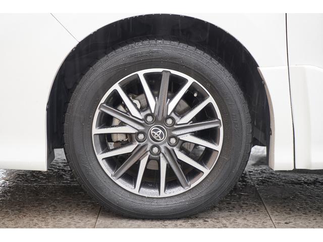 ヴォクシー ＺＳ　煌ＩＩ　純正１０インチＳＤナビＴＶ　１１インチ後席モニター　バックカメラ　クリアランスソナー　衝突軽減　ＬＥＤヘッドライト　両側パワースライドドア　アイドリングストップ　スマートキー　ビルトインＥＴＣ（72枚目）