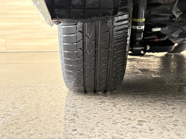 ヴォクシー ＺＳ　煌ＩＩ　純正１０インチＳＤナビＴＶ　１１インチ後席モニター　バックカメラ　クリアランスソナー　衝突軽減　ＬＥＤヘッドライト　両側パワースライドドア　アイドリングストップ　スマートキー　ビルトインＥＴＣ（78枚目）