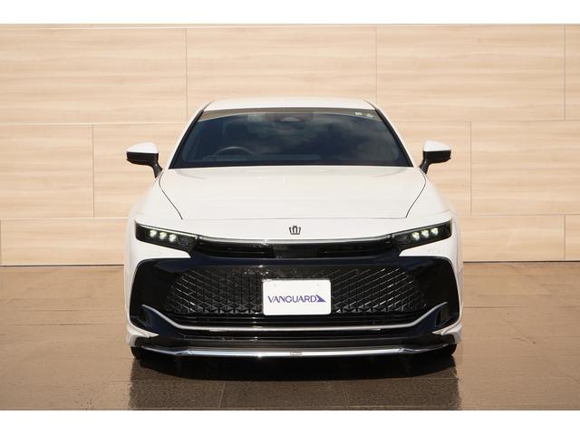 クラウンクロスオーバー Gアドバンスド・レザーパッケージ モデリスタエアロ・カラードフェンダー 黒革シート 12.3インチディスプレーオーディオ パノラミックビュー デジタルインナーミラー LEDヘッドライト シートヒーター・クーラー 前後ドラレコ ETC(12枚目)