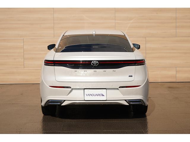 クラウンクロスオーバー Gアドバンスド・レザーパッケージ モデリスタエアロ・カラードフェンダー 黒革シート 12.3インチディスプレーオーディオ パノラミックビュー デジタルインナーミラー LEDヘッドライト シートヒーター・クーラー 前後ドラレコ ETC(13枚目)