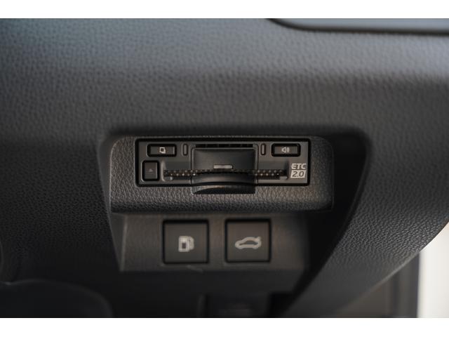 クラウンクロスオーバー Gアドバンスド・レザーパッケージ モデリスタエアロ・カラードフェンダー 黒革シート 12.3インチディスプレーオーディオ パノラミックビュー デジタルインナーミラー LEDヘッドライト シートヒーター・クーラー 前後ドラレコ ETC(28枚目)