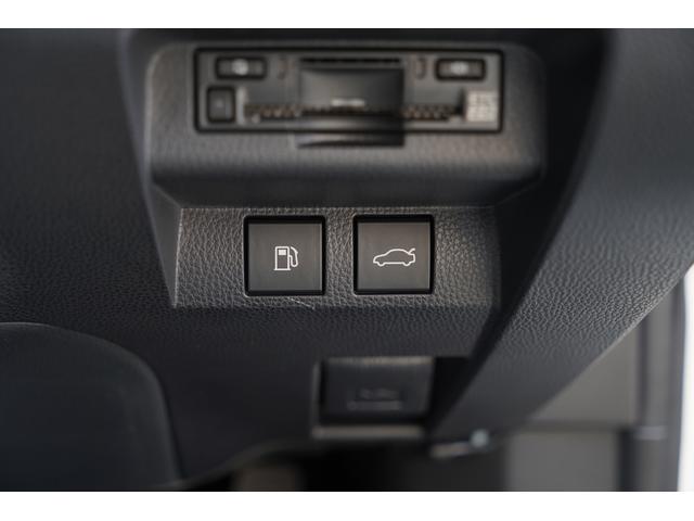 クラウンクロスオーバー Gアドバンスド・レザーパッケージ モデリスタエアロ・カラードフェンダー 黒革シート 12.3インチディスプレーオーディオ パノラミックビュー デジタルインナーミラー LEDヘッドライト シートヒーター・クーラー 前後ドラレコ ETC(29枚目)