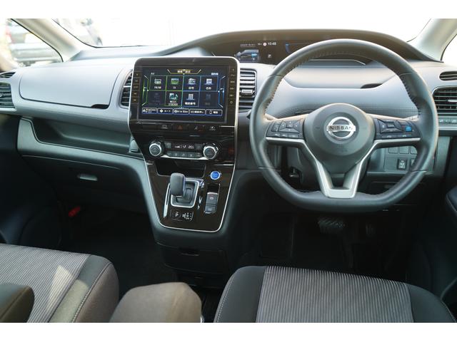 セレナ e-パワー ハイウェイスターV 純正10インチナビTV 11インチ後席モニター アラウンドビュー インテリジェントルームミラー セーフティパックA ツートーンカラー LEDヘッドライト 両側パワースライドドア 前後ドラレコ ETC(2枚目)