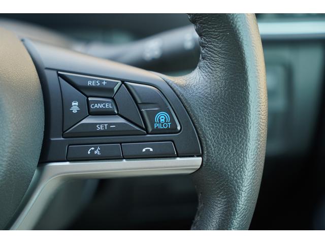 セレナ e-パワー ハイウェイスターV 純正10インチナビTV 11インチ後席モニター アラウンドビュー インテリジェントルームミラー セーフティパックA ツートーンカラー LEDヘッドライト 両側パワースライドドア 前後ドラレコ ETC(8枚目)